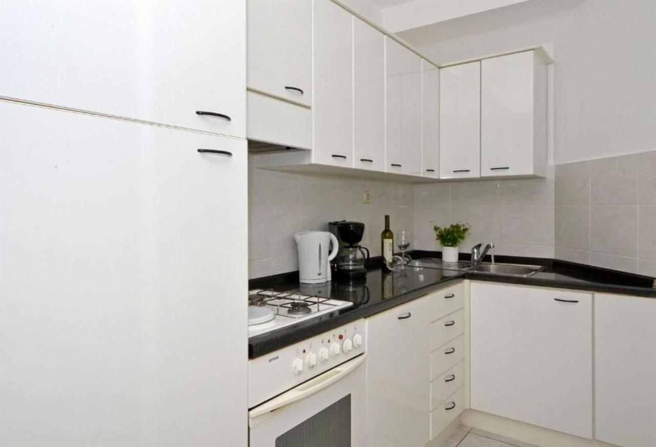 Apartments Sandy Рогозница Экстерьер фото